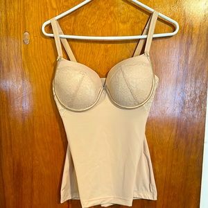 Maidenform Body Shaper top with bra